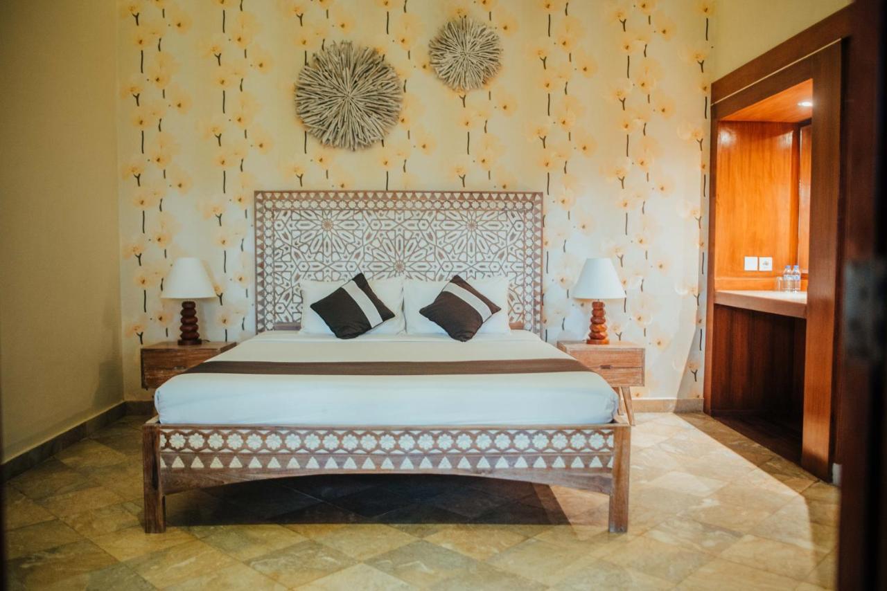 New Sunari Lovina Beach Resort מראה חיצוני תמונה