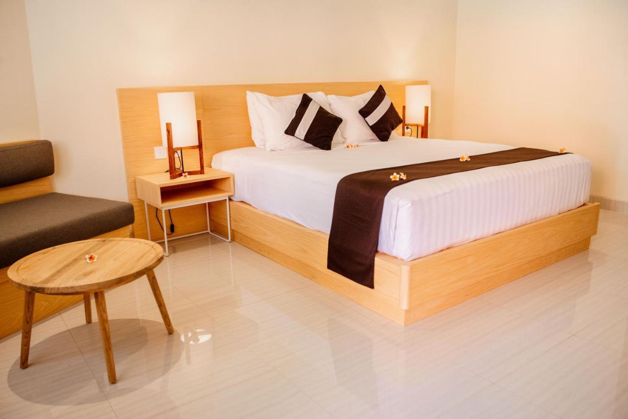 New Sunari Lovina Beach Resort מראה חיצוני תמונה