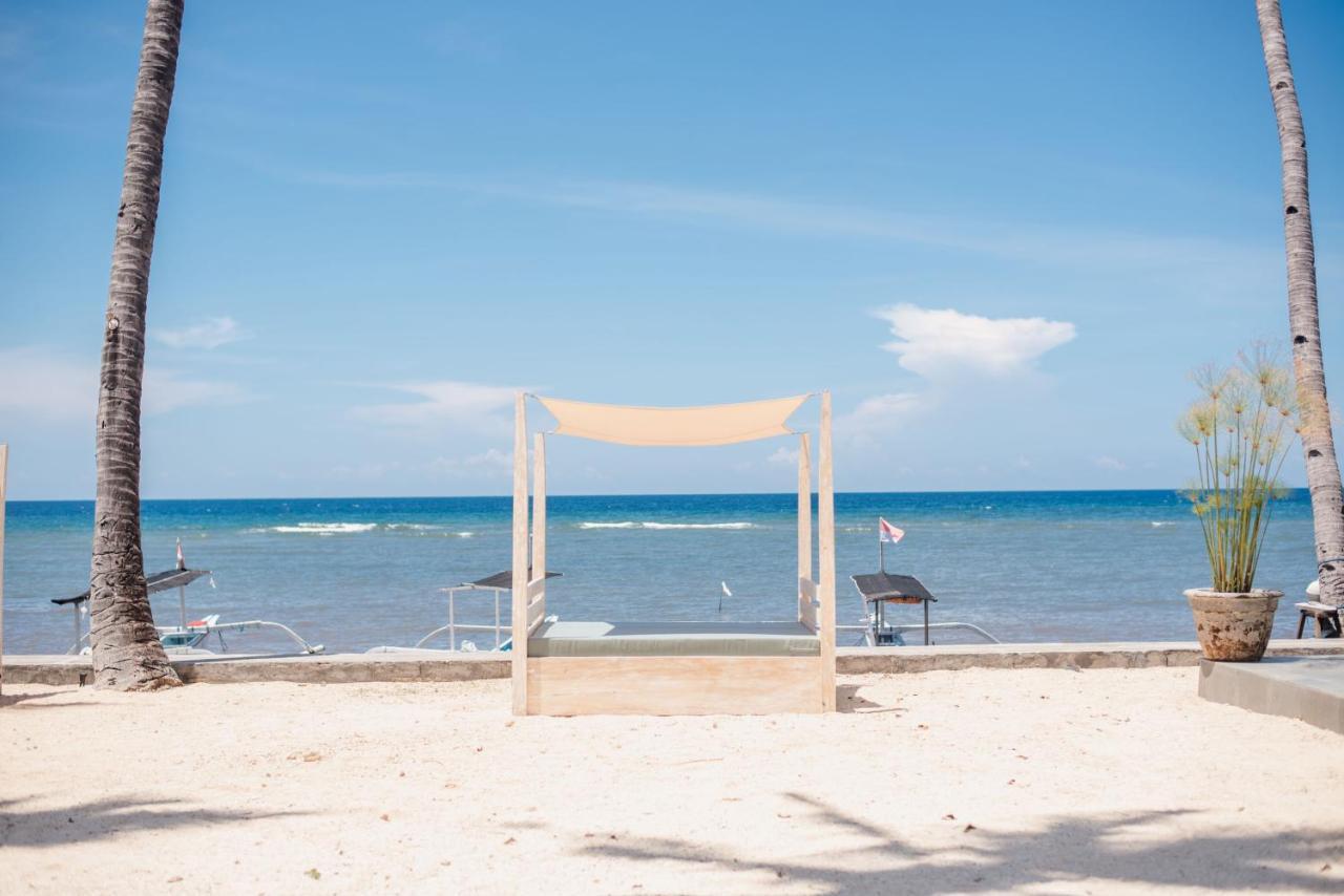 New Sunari Lovina Beach Resort מראה חיצוני תמונה